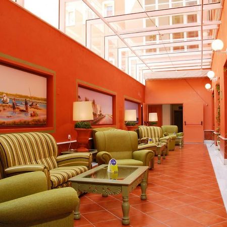 Hotel Alborán Chiclana Chiclana de la Frontera Exterior foto