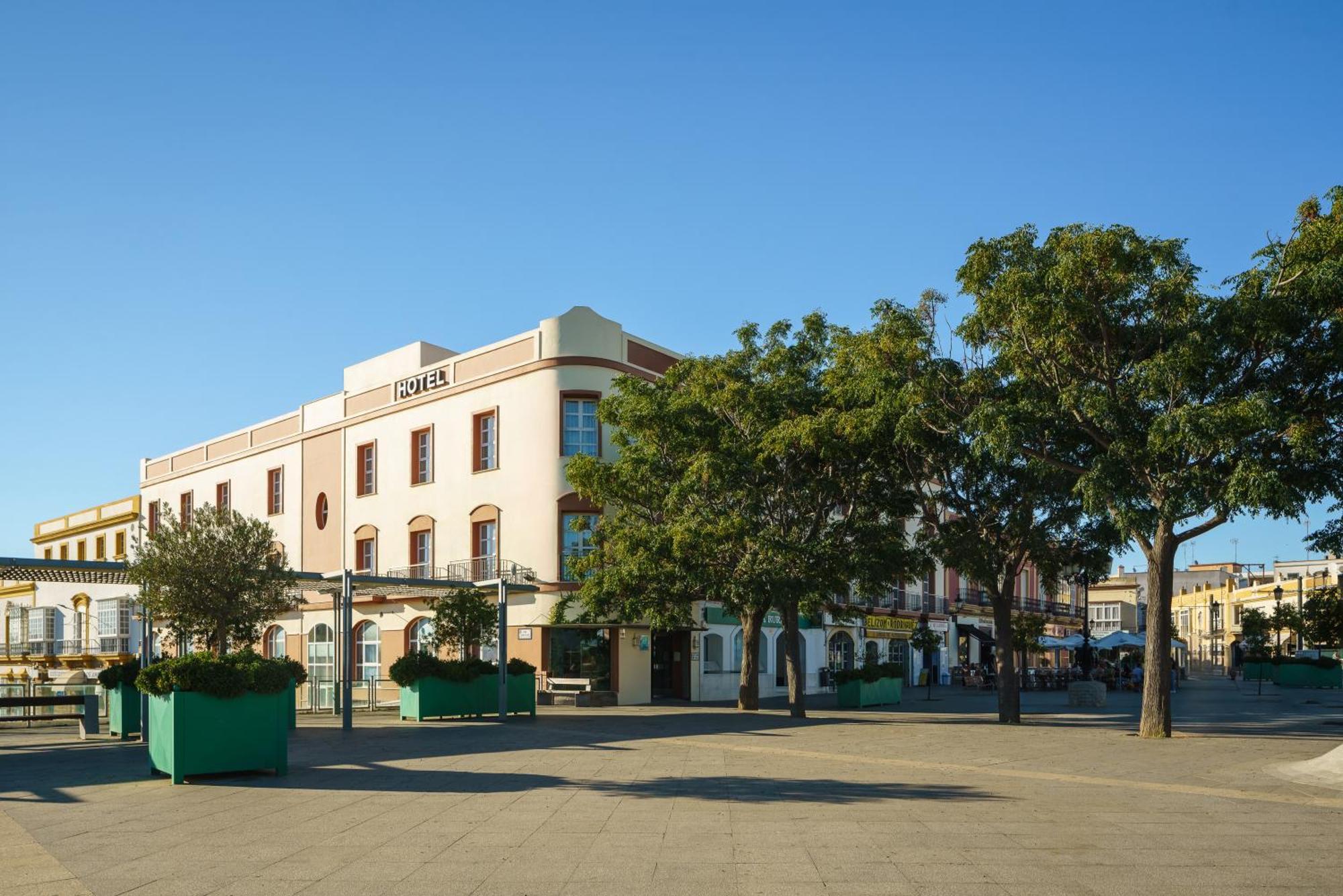Hotel Alborán Chiclana Chiclana de la Frontera Exterior foto